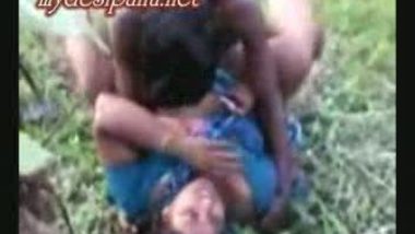 Jabarjasti Rafe Sex Tube Outside In Field - Top rated hottest porn videos at Onlyindian.net porn tube