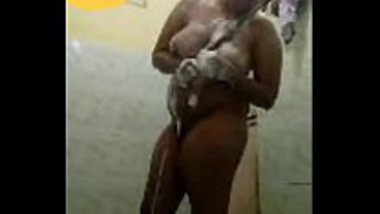 Nackte pussy in Coimbatore