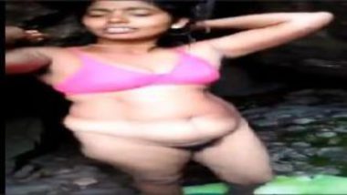 Indian nude babes fuck suck - Porn tube