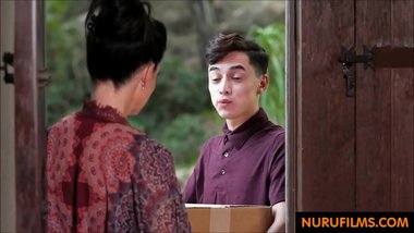 Teen delivery boy molested by horny Milf