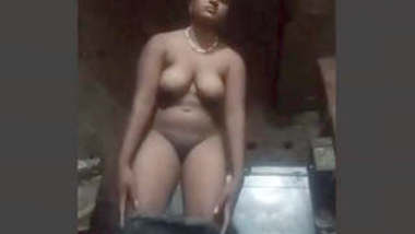 Desi Village Girl Nude Expose