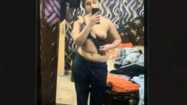 Desi Famous tiktoker Manahil Malik video and nudes leaked