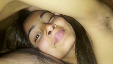 desi blowjobs in the bed