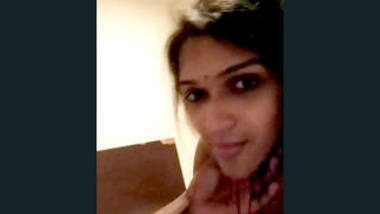 Indian cute randi suck her customer dick in hotel