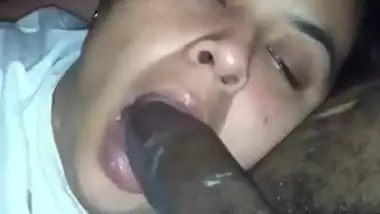 Indian girl wants to sleep but man insists on some XXX oral action