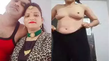 Hindi xxx bhabhi dress change for secret lover