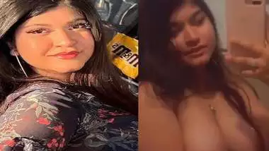 Beauty showing big boobs video as status message