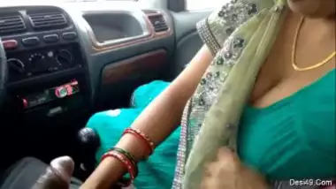 Horny Marwadi Milf Aunty Sucks Lover?s Cock In The Car