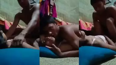 Village couple?s xxx desi MMS of chudai