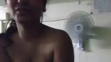 Office girl stripping and cleaning dick ? Staff sex leaks